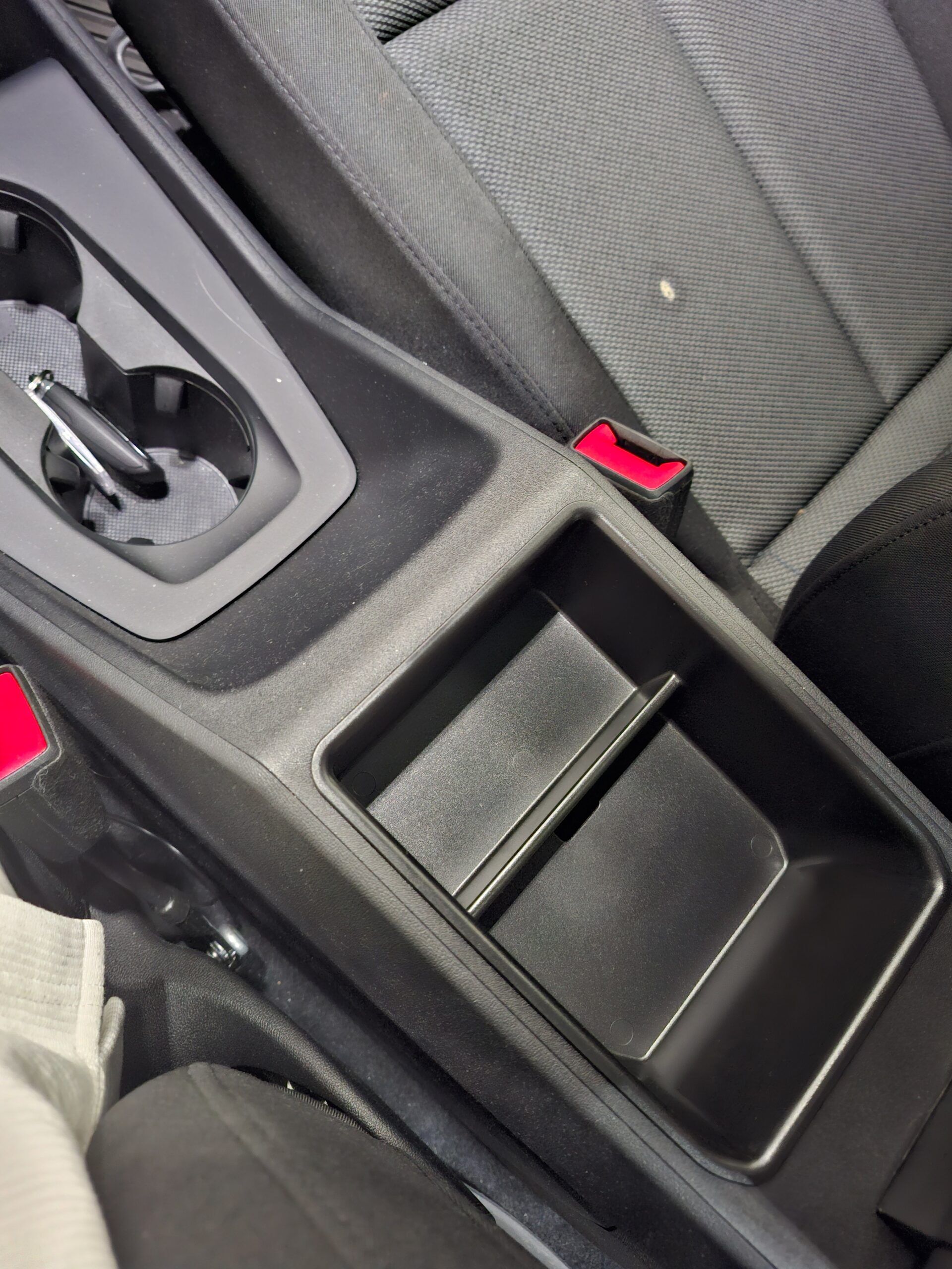 Oppbevaringsboks til sentralkonsoll Audi Q4 e-Tron - Bilde 8